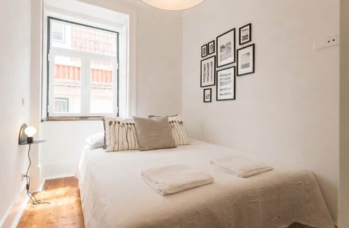 Encarnacao Apartment | Sunlit Two-Bedroom Retreat in Central Lisbon