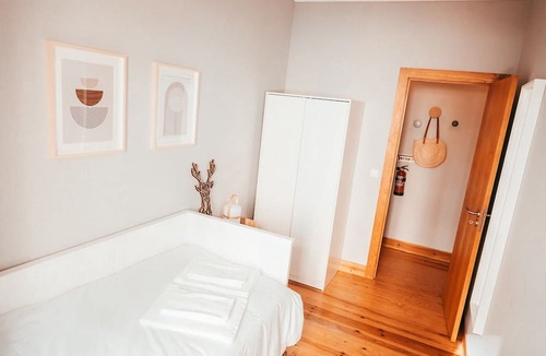 Santa Isabel Apartment | Apartment in city centre, Lisboa