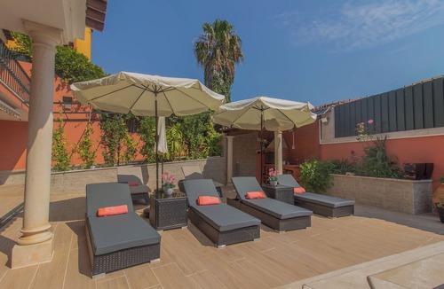 Cascais Villa | Villa Palm Trees