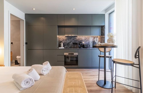 Mafamude Apartment | RUAH A - Amazing Studio by LovelyStay