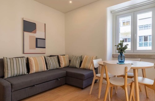 Santa Isabel Apartment | Homely 2BDR Apartment w/Terrace by LovelyStay