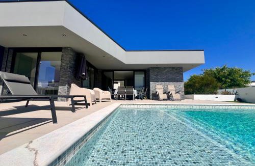 Porto Covo House | CASA NELIA Piscine chauffée 400 m de la plage Porto Covo