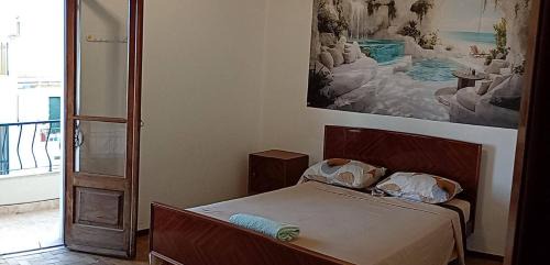 Apelacao House | Big Room tourist with balcony near the lisbon airport
