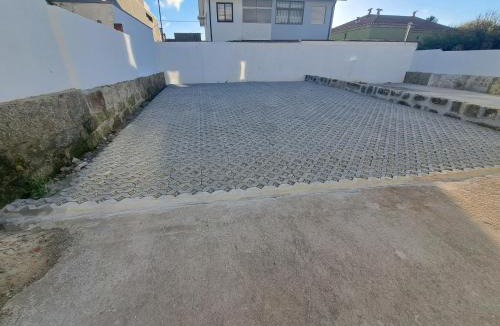 Senhora da Hora Apartment | 2 BR Apartment Metro 2 Min Porto 15 min Parking
