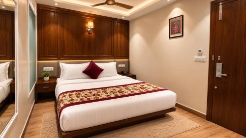Anand Vihar Hotel | Hotel IP Royal By Qotel