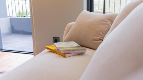 Senhora da Hora Apartment | Premium Flat, Balcony, Metro, Porto Business School