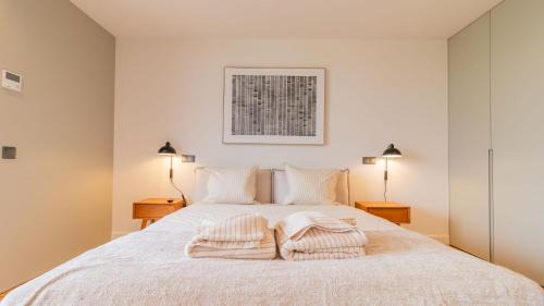 Senhora da Hora Apartment | Premium Flat, Balcony, Metro, Porto Business School