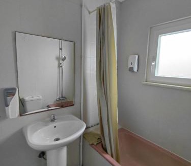Sao Pedro de Muel Hostel | Hostel Rosa