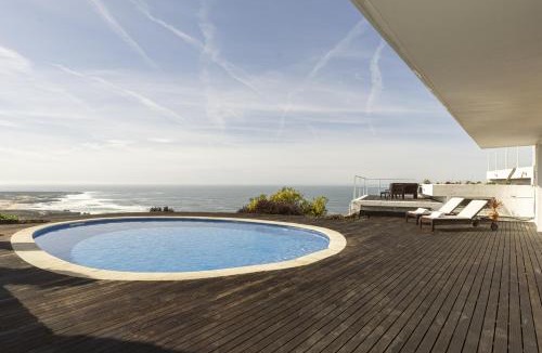 Monserrate Villa | Biscaia Blue Horizon by ClamaRetreats