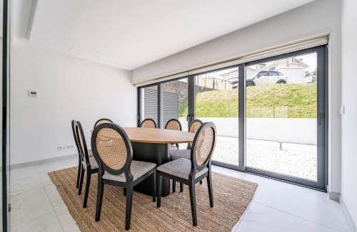 Campanha Apartment | Antas Park Flat With Pool
