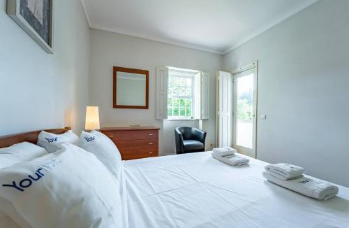 Caminha House | Casa das Pintoras Garden and Pool