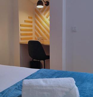 Santa Maria Maior Hotel | Bacalhoeiros 125 Hotel