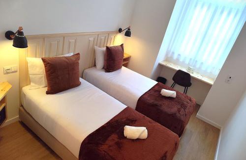 Santa Maria Maior Hotel | Bacalhoeiros 125 Hotel