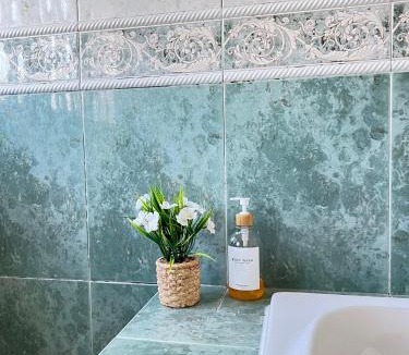 Olivais Bed & Breakfast | Pink House - Lisbon