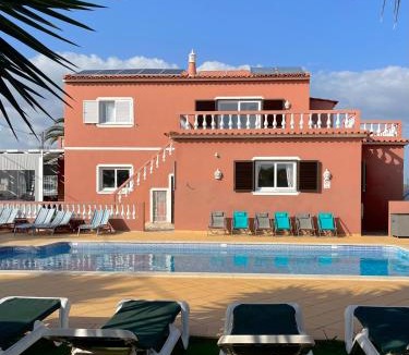 Armacao de Pera House | Villa Paradis Péra Beach- Bed & Breakfast