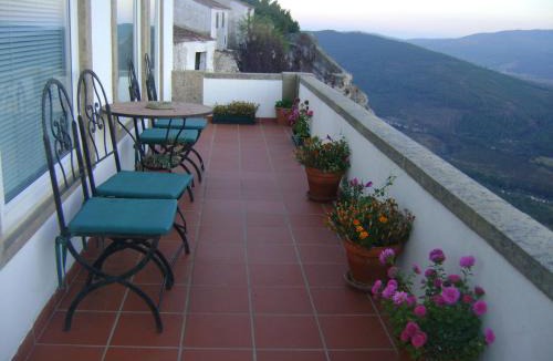 Santa Maria de Marvao House | Casa da Arvore