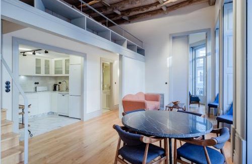 Sao Nicolau Apartment | BOUTIQUE Rentals - Toledos One & Only Apt in Historical center of Porto