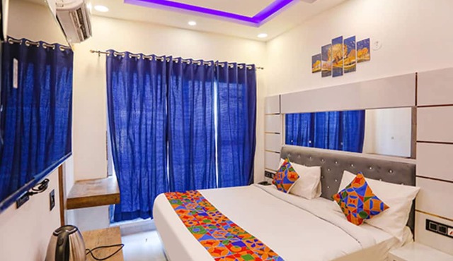 FabHotel F9 Noida Sector 27 in Noida
