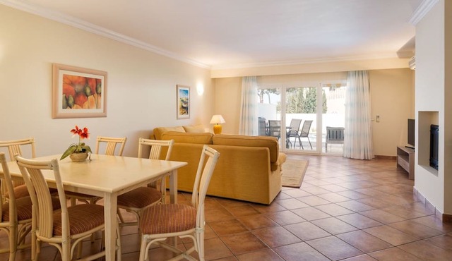 Wonderful private villa for 6 people with WIFI, private pool, A/C, TV, patio and parking