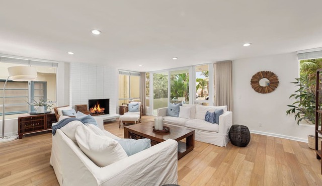 Carnation Villa – Gorgeous 3 BDR in Flower Streets, Walk to Beach & Dining! in Corona Del Mar
