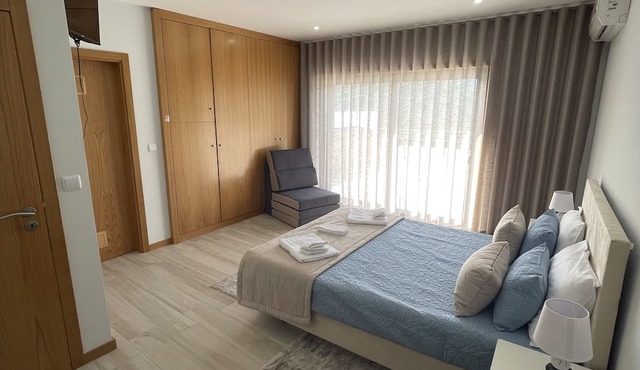 Douro Visit House