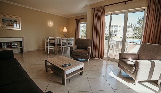 Portugal Rentals Vila da Praia Apartments