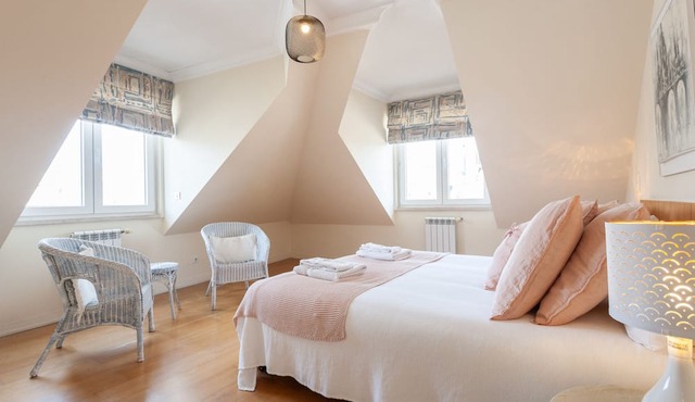FLH Chic Chiado Exotic Spacious Residence