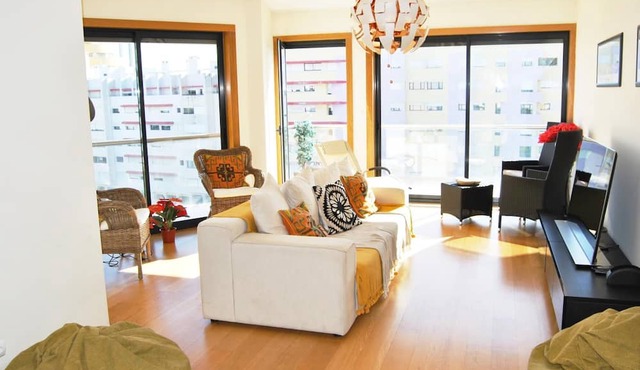 Parque Nacoes Prime Apartments EXPO16