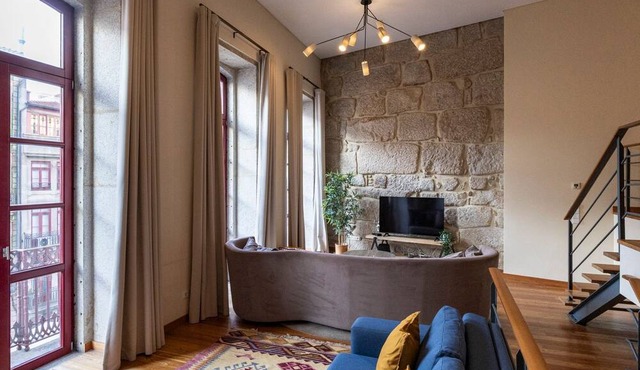 Mouzinho's Place by LovelyStay