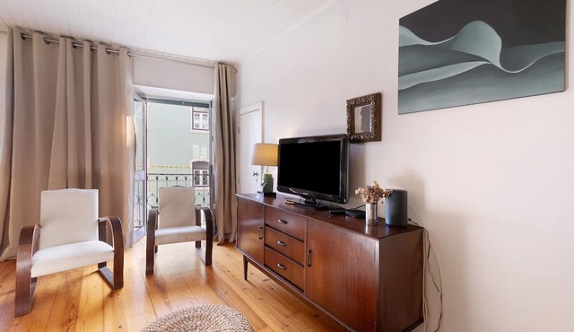 Apartment 'Rio Alcântara' with Private Terrace, Balcony and Wi-Fi