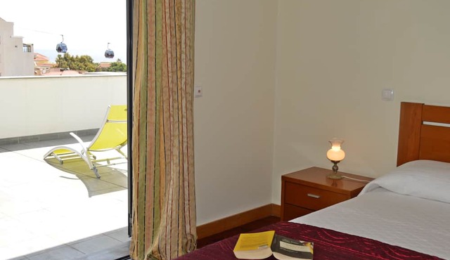 Top Floor in Funchal Center near Farmers Market Free Wifi private parking