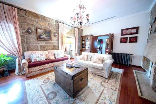 Spacious villa with private pool in Penafiel